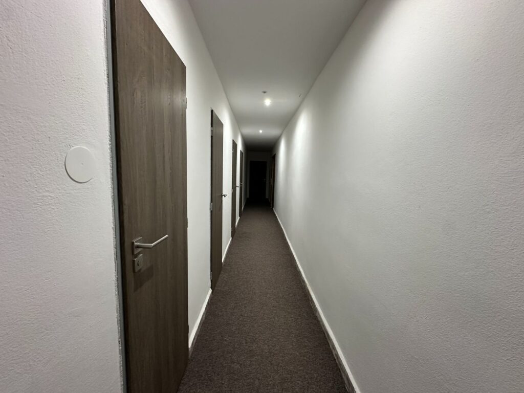 3409338_3