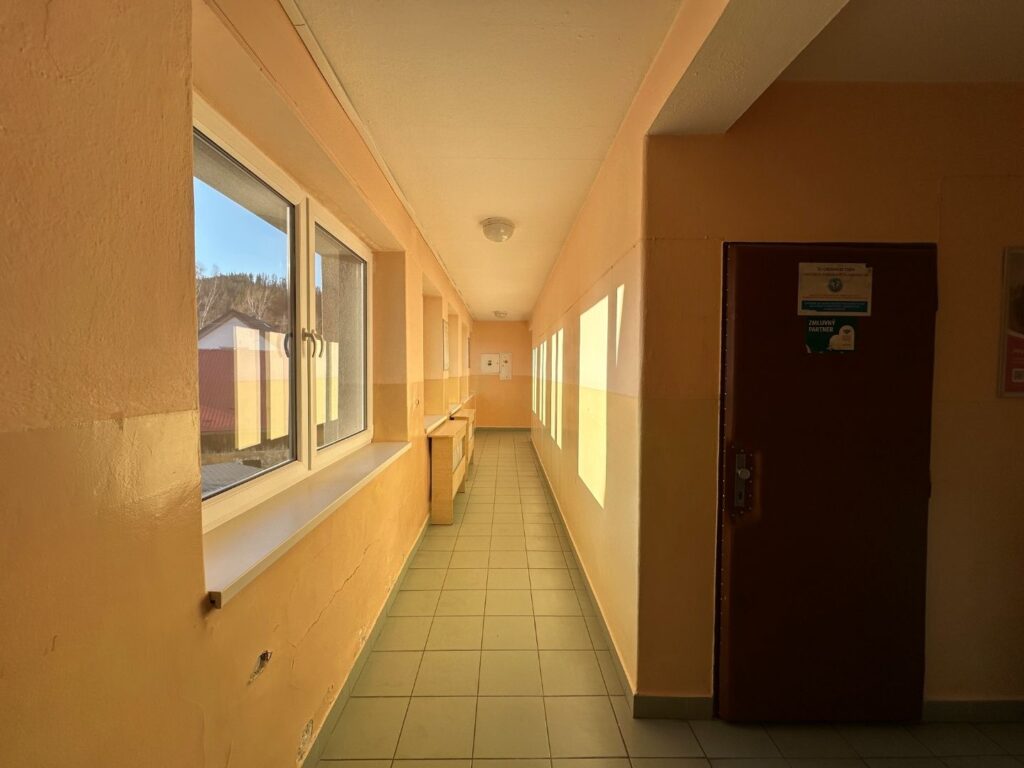 1IOCKkjXv__fss